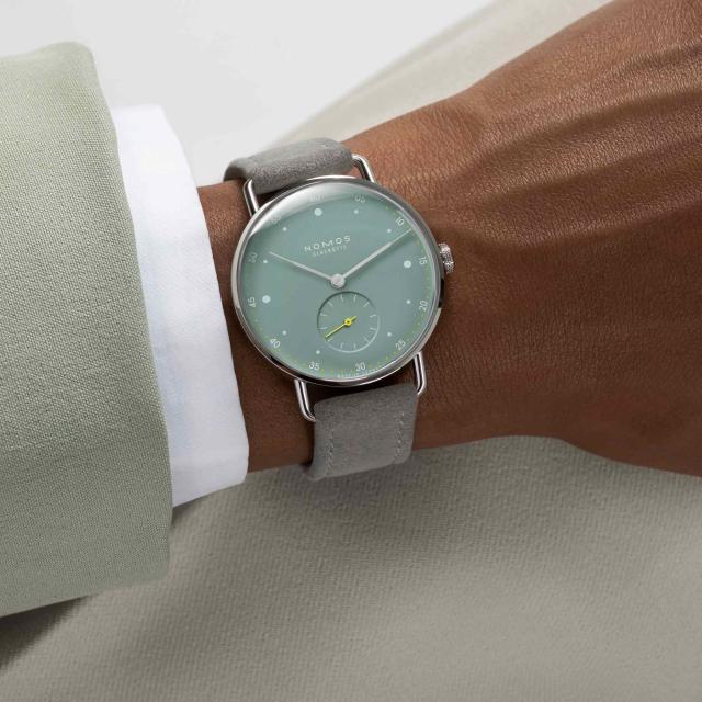 NOMOS Glashütte - Metro 33 sage