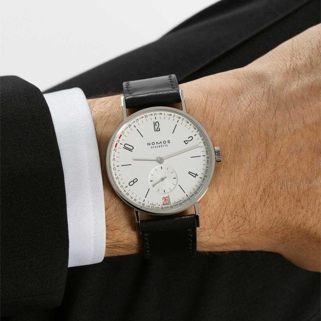 NOMOS Glashütte - Tangente 2date 
