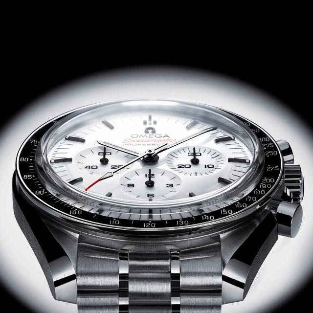 Omega - Speedmaster Moonwatch Professional