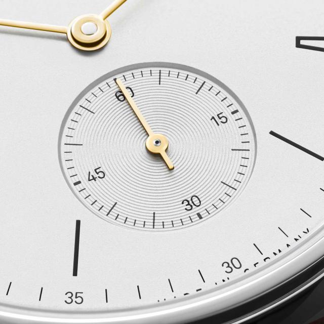 NOMOS Glashütte - Tangente neomatik doré