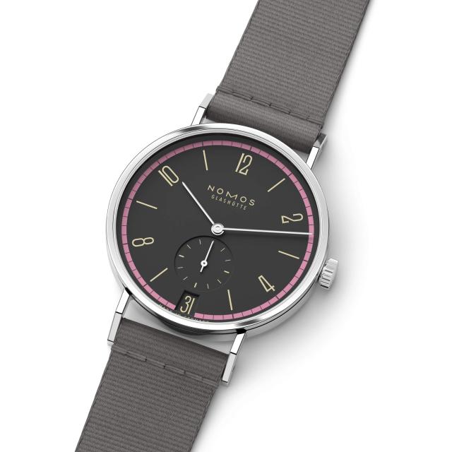 NOMOS Glashütte - Tangente 38 Datum Tiefseegrau 