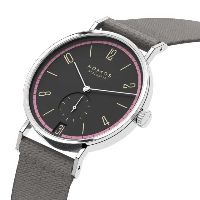NOMOS Glashütte - Tangente 38 Datum Tiefseegrau 