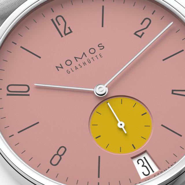 NOMOS Glashütte - Tangente 38 Datum Bubblegum 