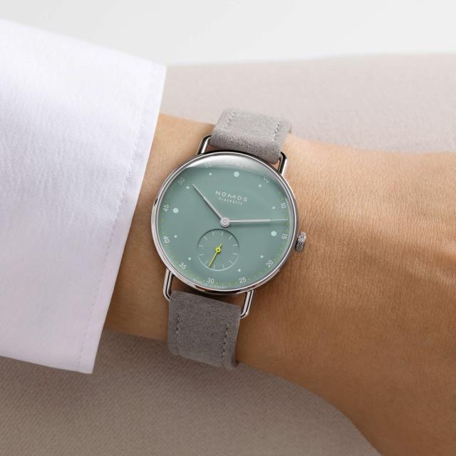 NOMOS Glashütte - Metro 33 sage