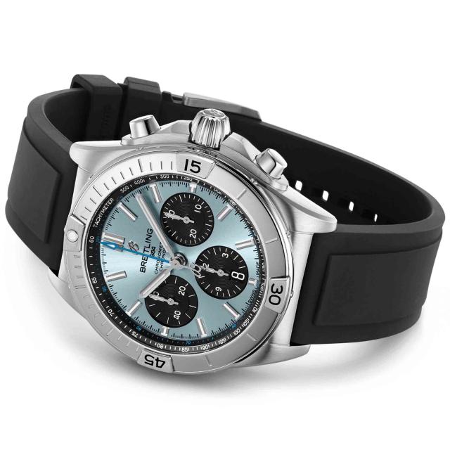 Breitling - Chronomat B01 42