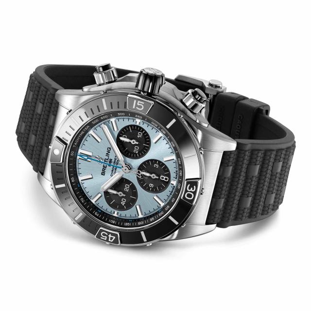 Breitling - Super Chronomat B01 44