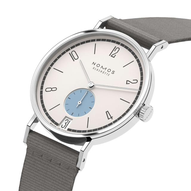 NOMOS Glashütte - Tangente 38 Datum Schneesturm 