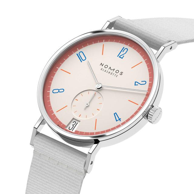 NOMOS Glashütte - Tangente 38 Datum Love 
