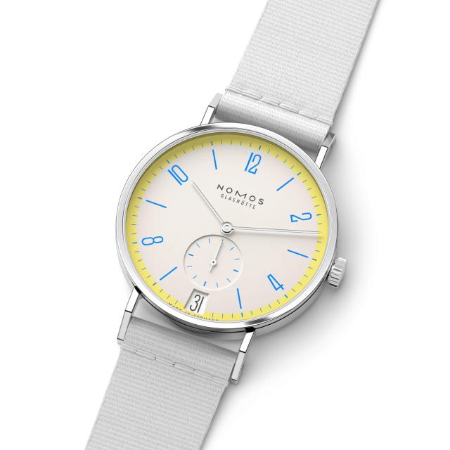 NOMOS Glashütte - Tangente 38 Datum Lemonbiscuit 