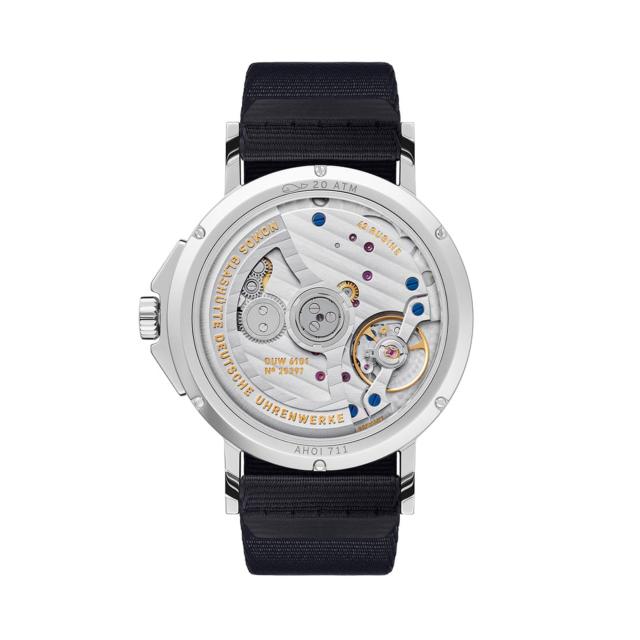 NOMOS Glashütte - Ahoi Neomatik 38 Datum Atlantik